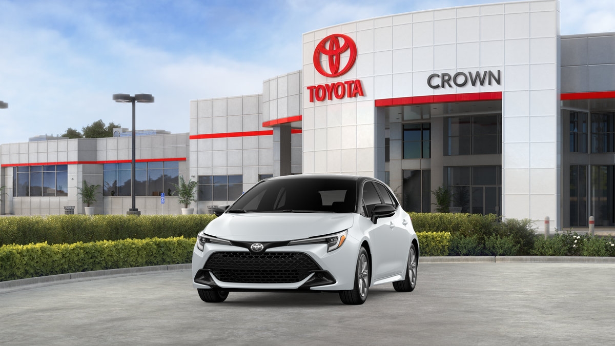 2027 Toyota Corolla Hatchback SE